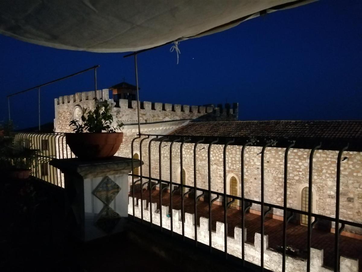 Aly Art Apartment Taormina Duomo, Gulf & Etna View Exterior photo